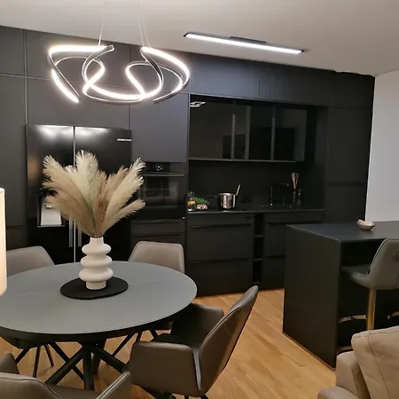 Stadtoase Ansfelden Apartamento Linz